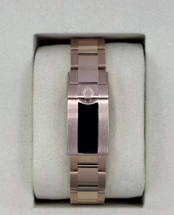 NEW 2025 GMT-Master II Assembled (100) "Rootbeer" 40mm 126715CHNR Tiger Iron Dial