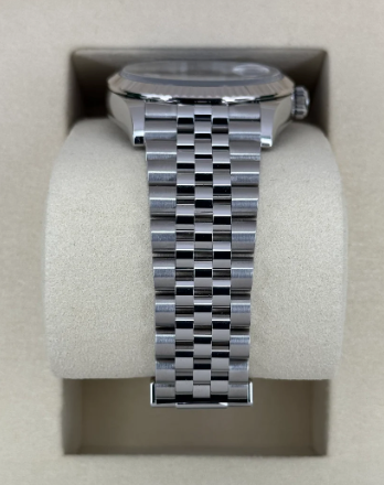 Datejust Assembled (100) 36mm 126234 Stainless Steel Jubilee Black Dial