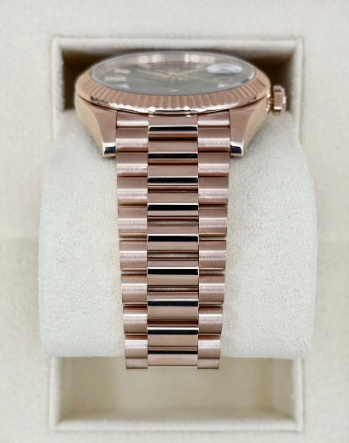 Day-Date Assembled 40mm 228235 Rose Gold-plated Eisenkiesal Baguette Dial