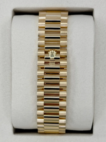 NEW 2026 Day-Date Assembled 40mm 228238 Presidential Green Dial