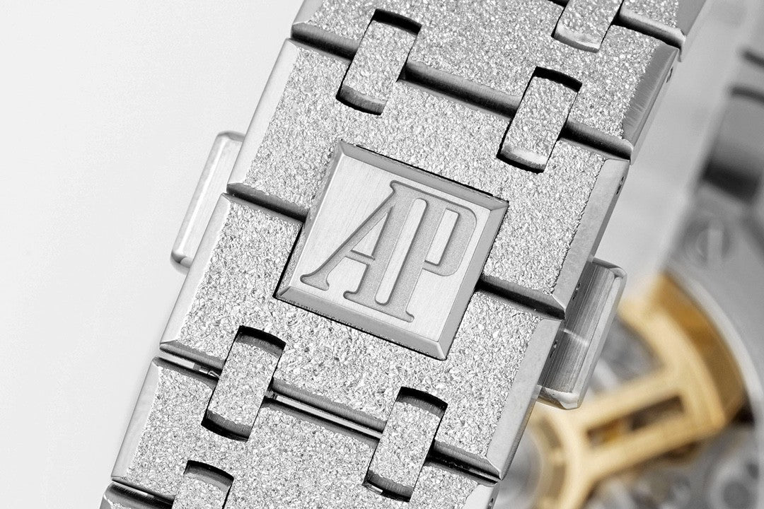 AP Assembled 90% 26240BC Frosted White Gold plated Grey Dial