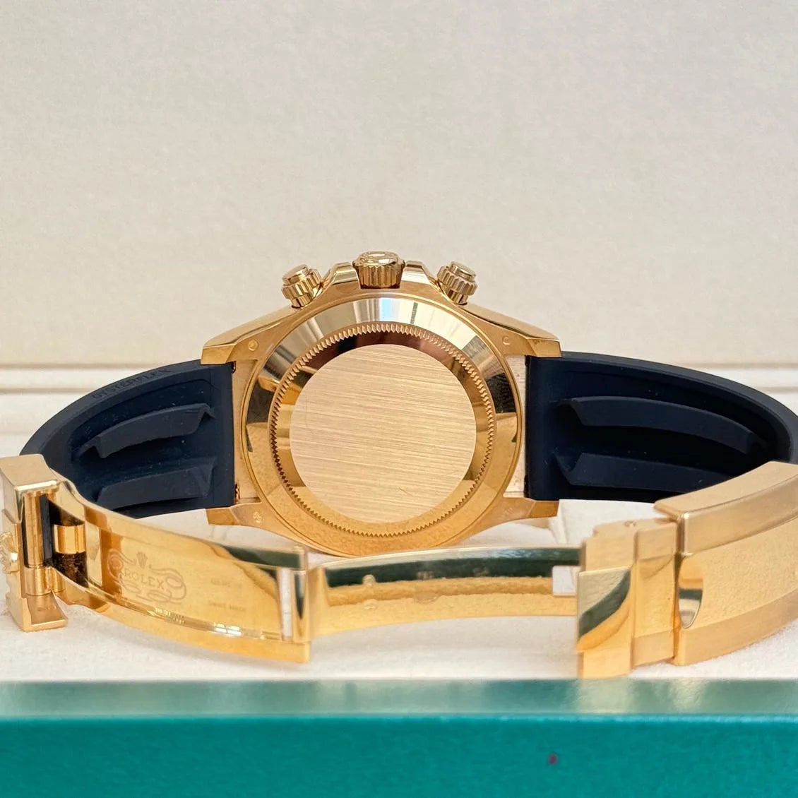 Daytona Assembled (100) 40mm Laminated Yellow gold18k "Tiger" Black Oysterflex Strap 116588TBR