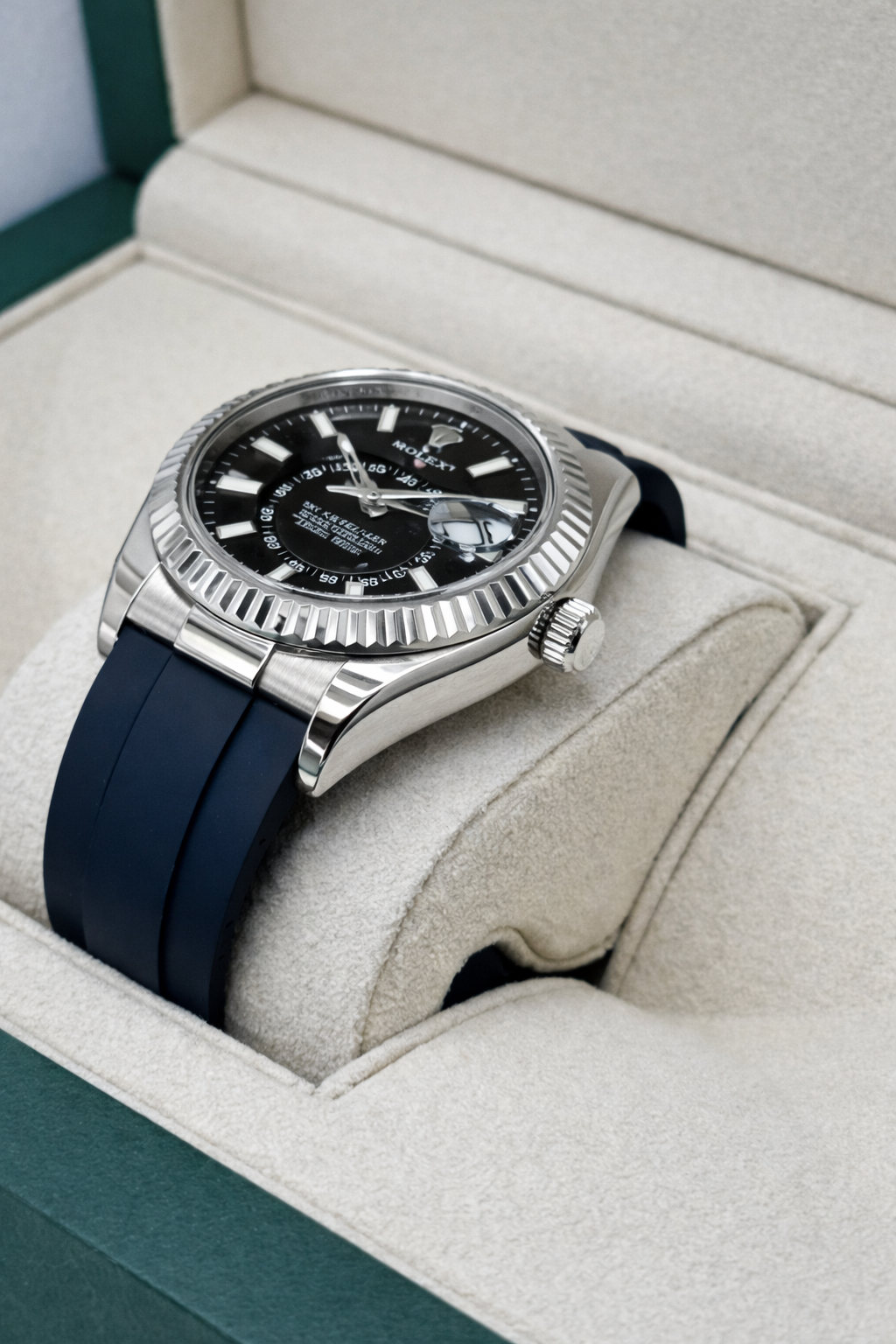 Sky-Dweller Assembled 42mm 336934 Oysterflex Black Dial