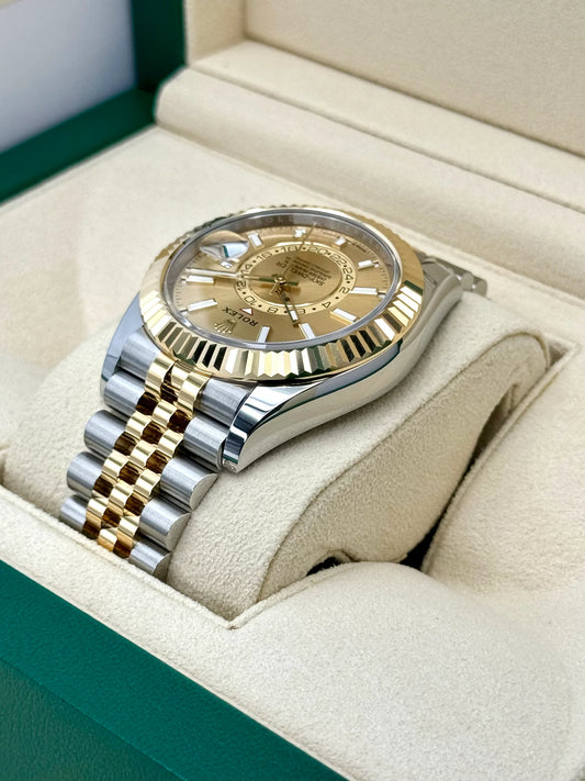 Sky-Dweller Assembled 42mm 336933 Jubilee Champagne Dial