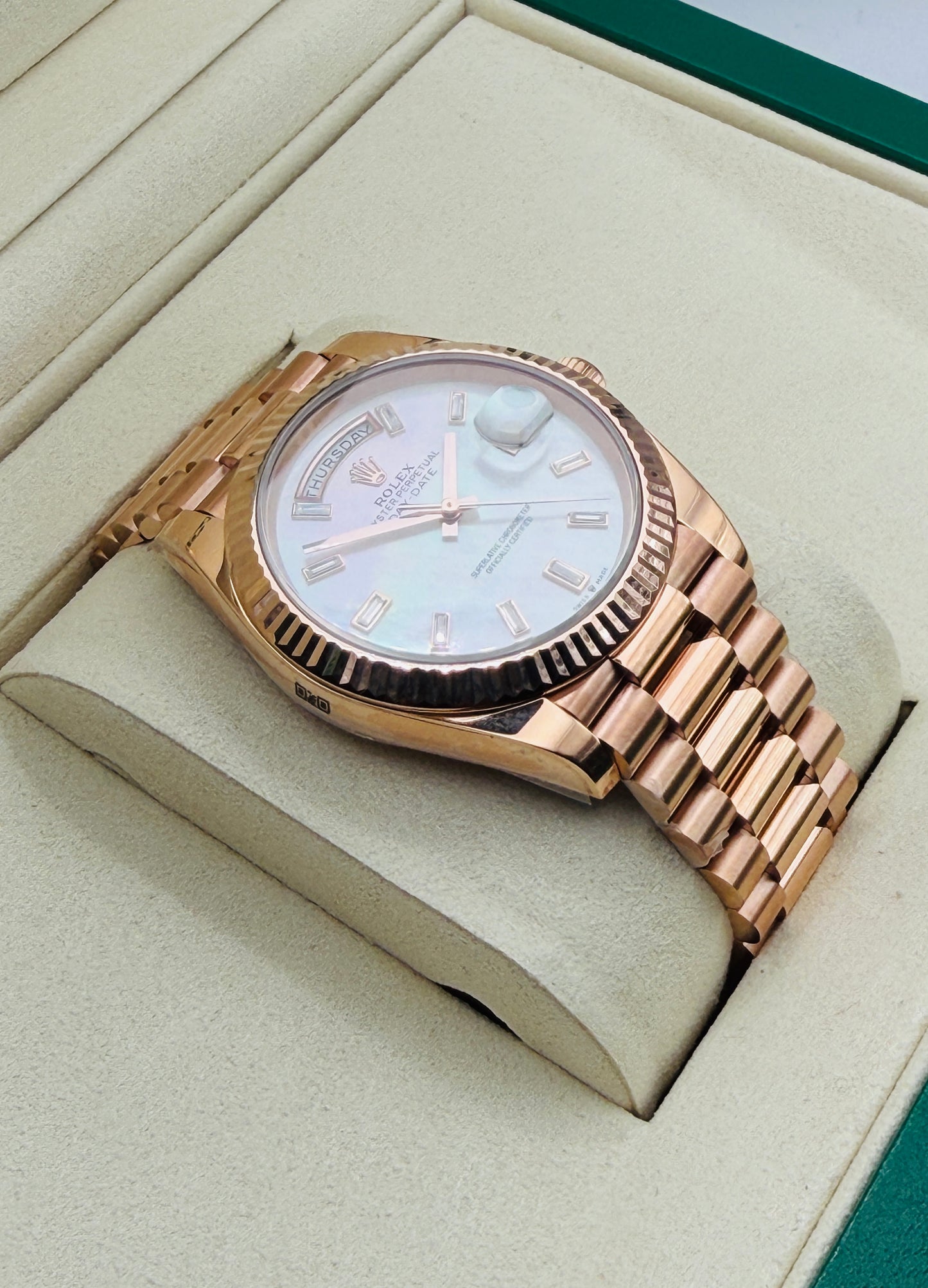 Day-Date Assembled 40mm 228235 Rose Gold Mother Of Pearl Diamond Dial