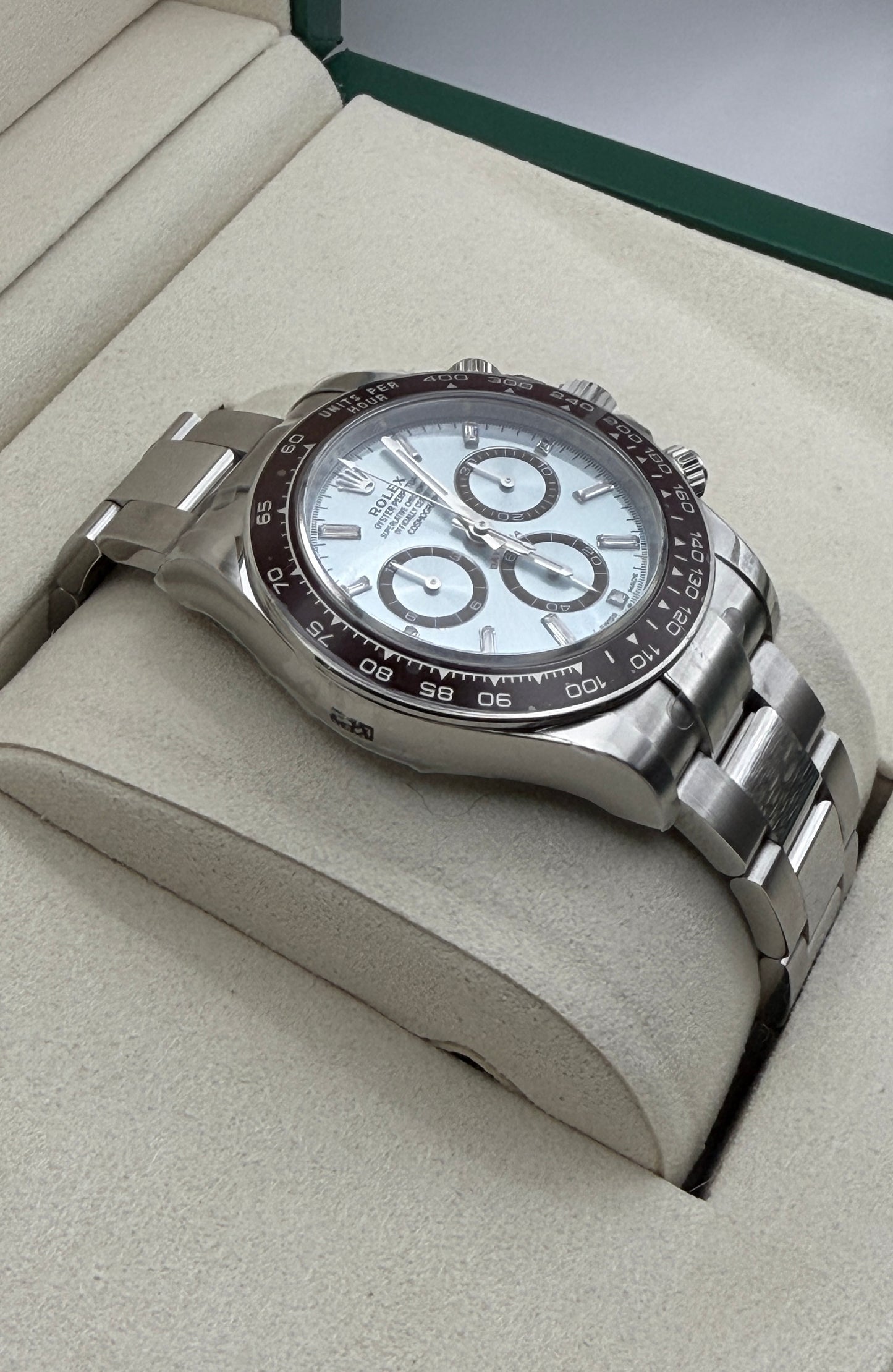 NUOVO 2025 Daytona Assemblato (100) 40mm 126506 Platino Ghiaccio Blu Quadrante con Diamanti Baguette