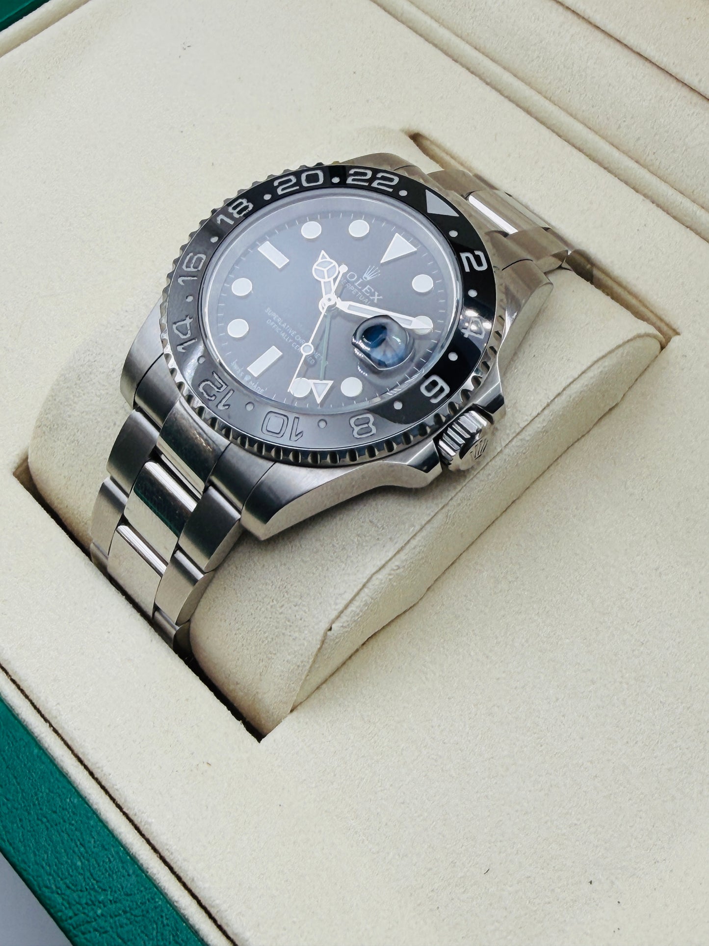 GMT-Master II Assemblé (100) "Bruce Wayne" 40mm 126710GRNR Cadran Noir Oyster