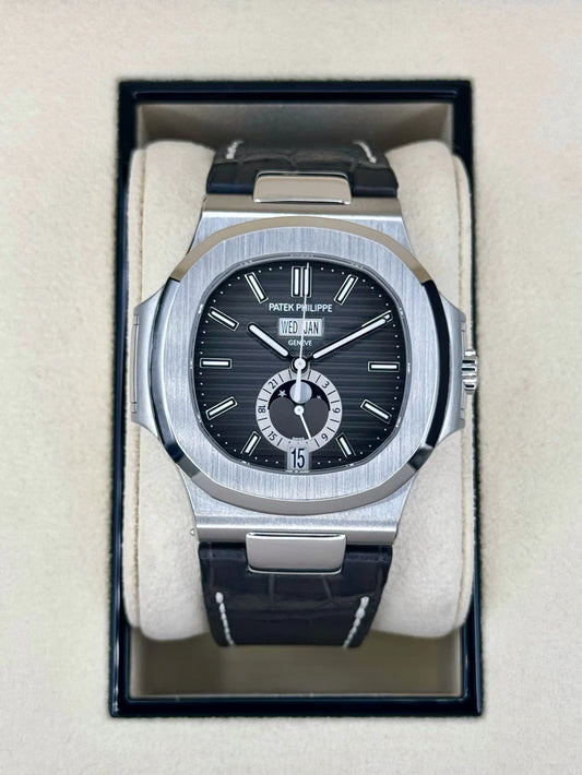 PP Nautilus Assembled 100% 40.5mm 5726A Black Dial