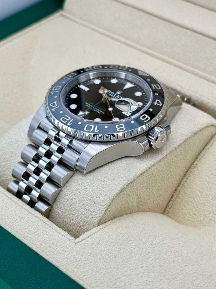 GMT-Master II Assembled (100) "Bruce Wayne" 40mm 126710GRNR Black Dial Jubileè