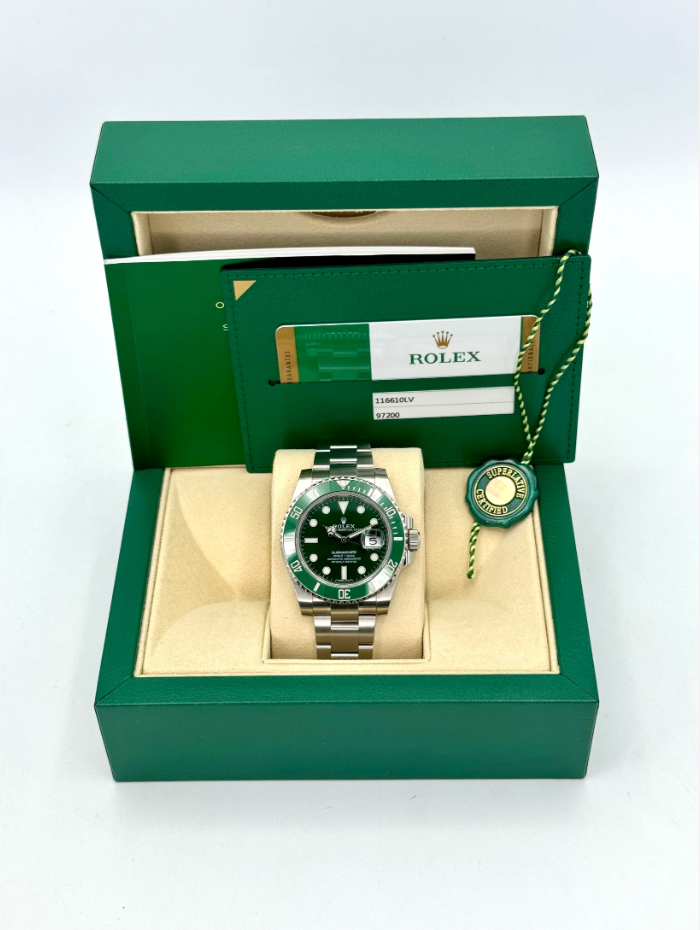 Submariner Assembled (100) "Hulk" 40mm 116610LV Green Dial