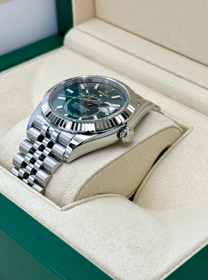 Sky-Dweller Assembled 42mm 336934 Jubilee Green Dial