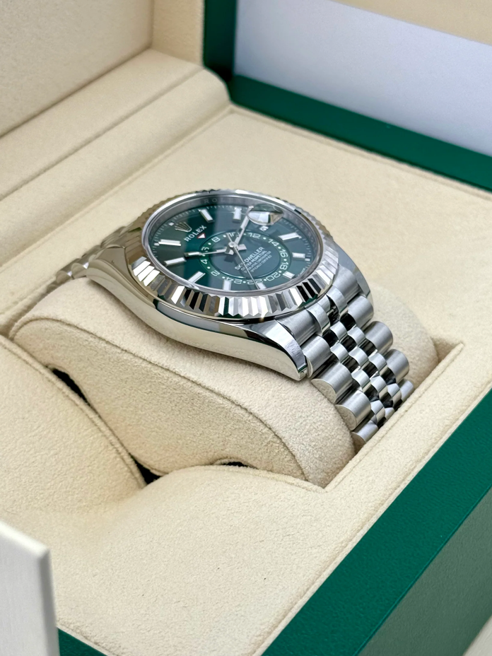 Sky-Dweller Assembled 42mm 336934 Jubilee Green Dial