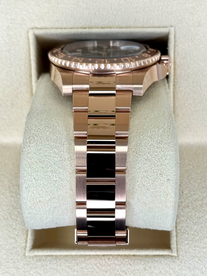 GMT-Master II Assembled (100) "Rootbeer" 40mm 126715CHNR Rose Gold-plated steel