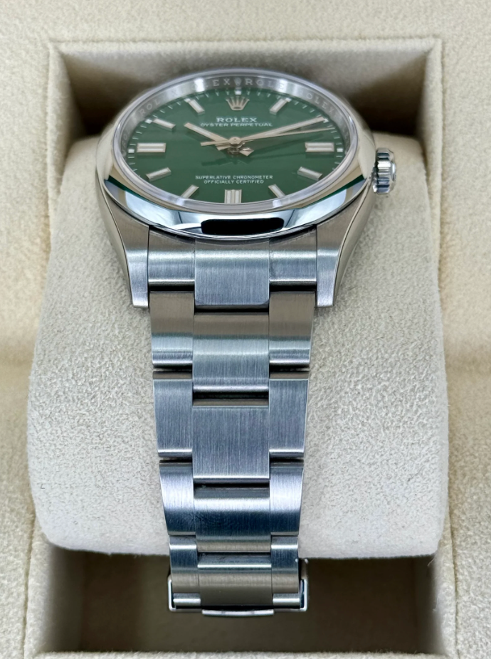 Oyster Perpetual Assembled (100) 36mm 126000 Green Dial