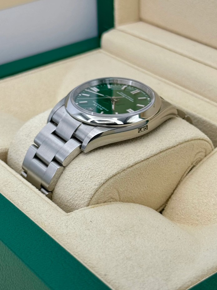 Oyster Perpetual Assembled (100) 36mm 126000 Green Dial