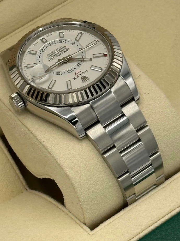 Sky-Dweller Assembled 42mm 326934 Stainless Steel Oyster White Dial