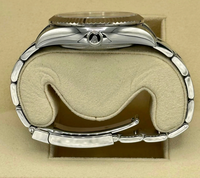 Sky-Dweller Assembled 42mm 326934 Stainless Steel Oyster White Dial