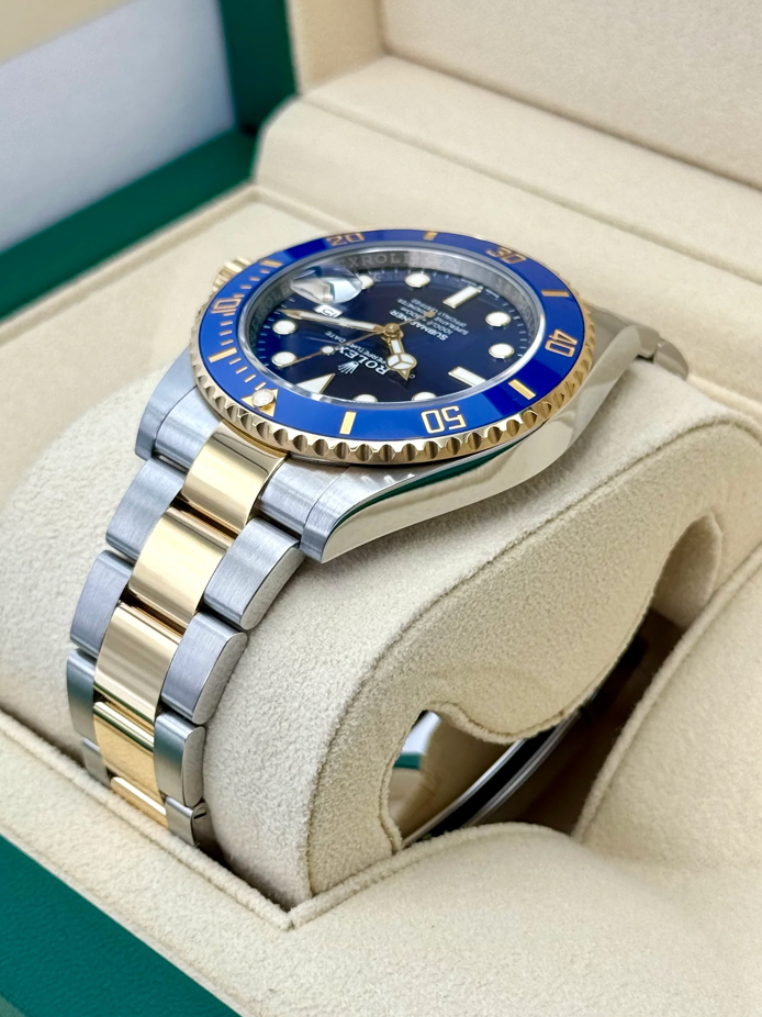 Submariner Assembled (100) "Bluesy" 41mm 126613LB Two-Tone Blue Dial Gold-plated steel