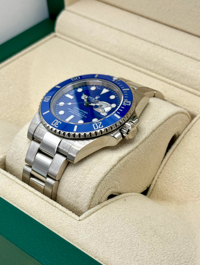 Submariner Assembled (100) "Smurf" 40mm 116619LB Blue Dial