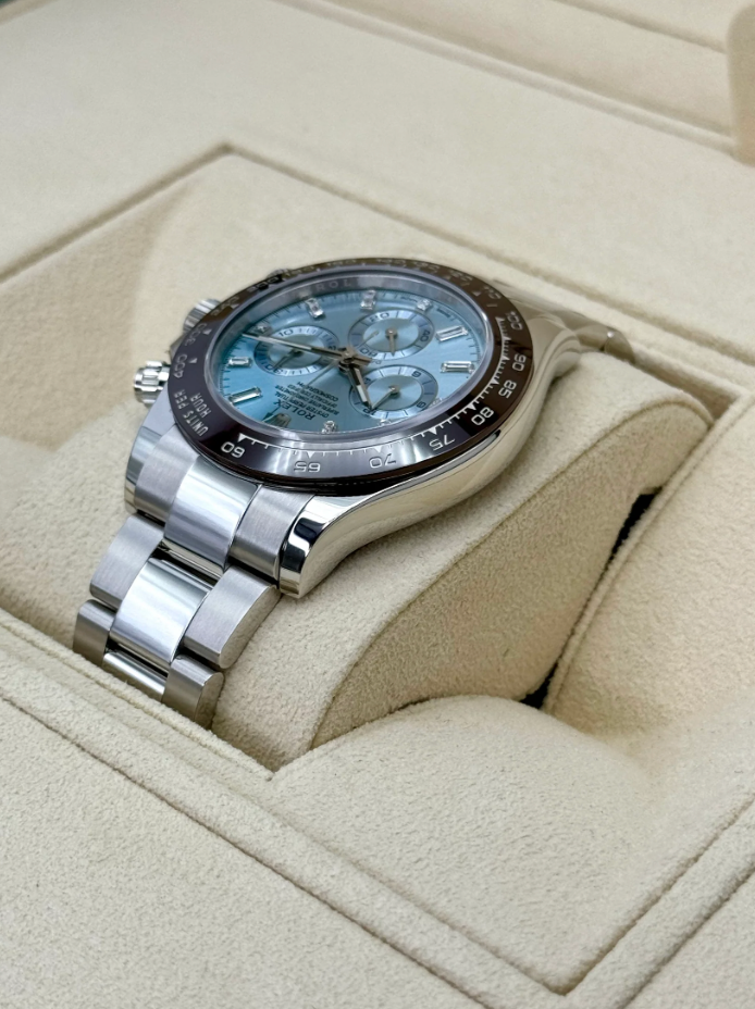 Daytona Assembled (100) 116506 steel Ice Baguette Blue Dial