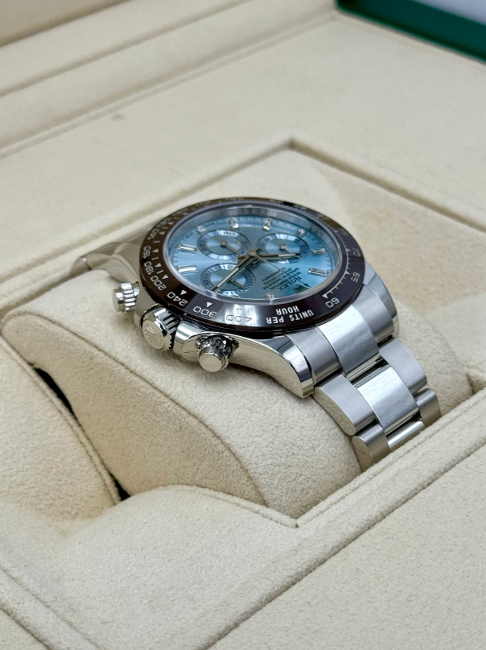 Daytona Assembled (100) 116506 steel Ice Baguette Blue Dial