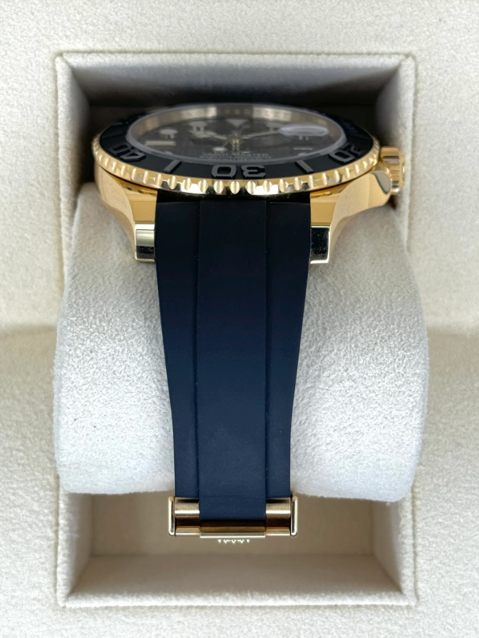 NEW 2024 Yacht-Master Assembled (100) 42mm 226658 Gold-plated steel Oysterflex Black Dial