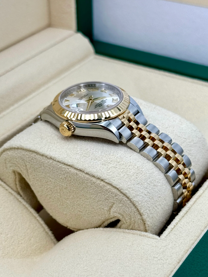 Datejust Assembled (80) NEW 2024 Lady Datejust 28mm 279173 Two-Tone Jubilee Silver Dial