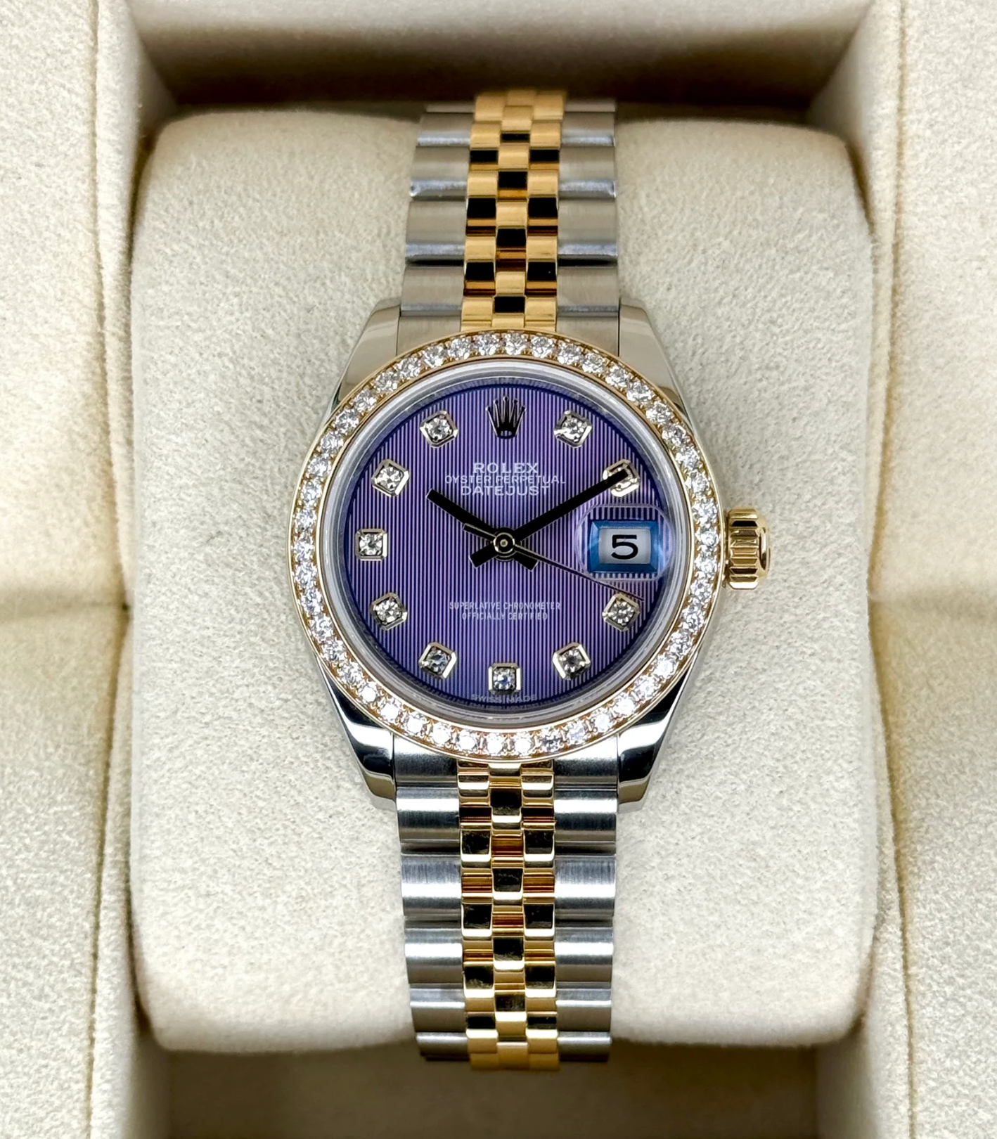 Datejust Assembled (80) 2018 Lady-Datejust 28mm 279383RBR Lavender Stripe Motif Diamond Dial