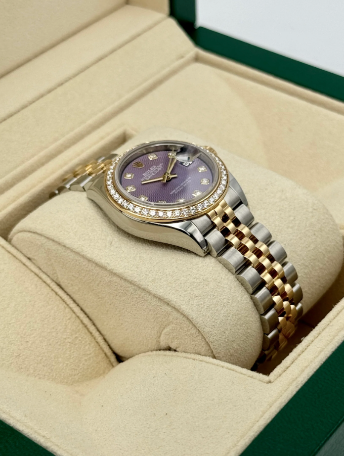 Datejust Assembled (80) 2018 Lady-Datejust 28mm 279383RBR Lavender Stripe Motif Diamond Dial