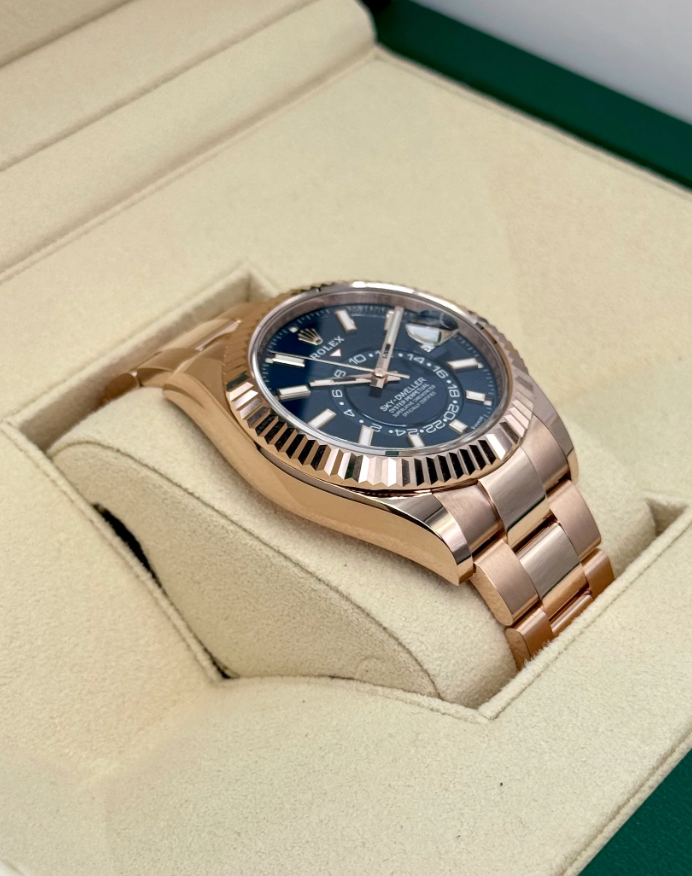 Sky-Dweller Assembled 42mm 336935 Rose Gold Blue Dial