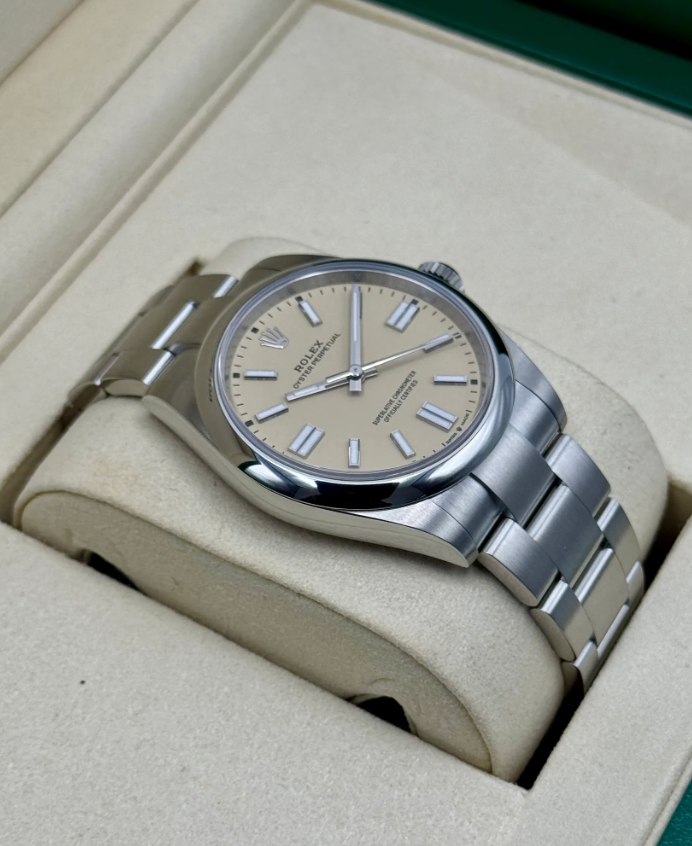 NEW 2025 Oyster Perpetual Assembled (100) 36mm 134300 Beige Dial