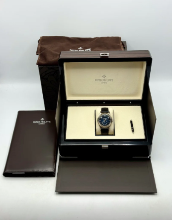 PP Annual Calander 40mm 5205G White Gold Blue Dial (Deployant Buckle)