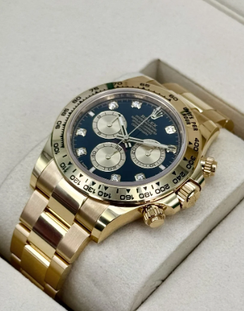 Ny Daytona 2026 samlet (100) 40 mm 126508 18 karat gulguld med sort diamanturskive