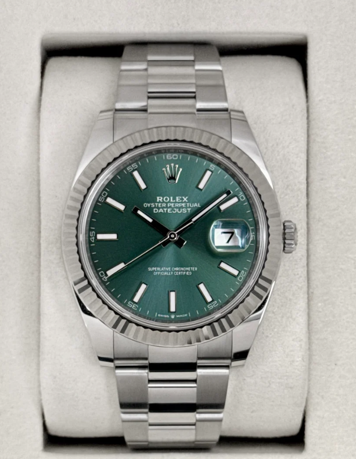 NY 2026 Rolex Datejust 41mm 126334 rostfritt stål, Oyster-grön urtavla