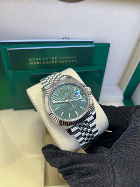 Datejust Assembled (80)  36mm Jubilee Fluted Pattern Green Dial