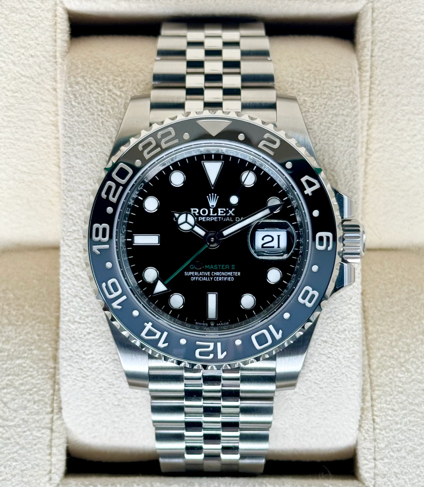 GMT-Master II Assembled (100) "Bruce Wayne" 40mm 126710GRNR Black Dial Jubileè