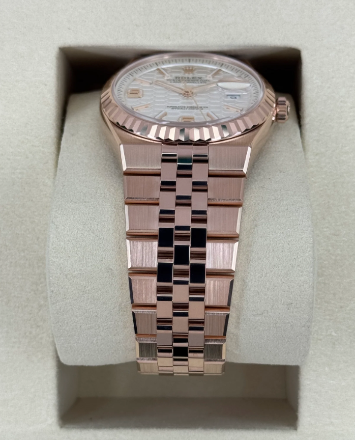 Land-Dweller 90% 36mm 127235 Rose Gold Flat Jubilee White Dial