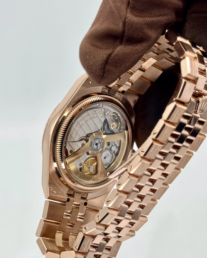 Land-Dweller 90% 36mm 127235 Rose Gold Flat Jubilee White Dial