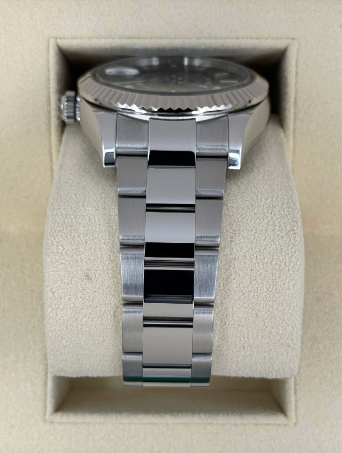 Sky-Dweller Assembled 42mm 336934 Oyster Green Dial