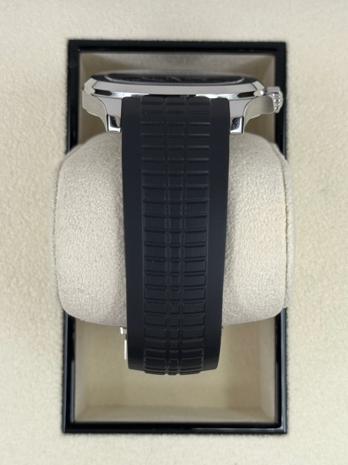 PP Assembled 90% Aquanaut 5167/1A-001 40mm Stainless Steel Gray Dial