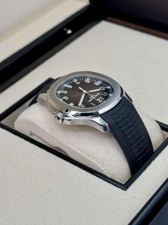 PP Assembled 90% Aquanaut 5167/1A-001 40mm Stainless Steel Gray Dial