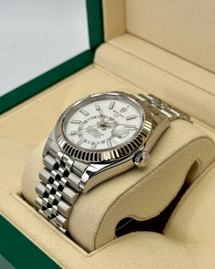 Sky-Dweller Assembled 42mm 336934 Stainless Steel Jubilee White Dial