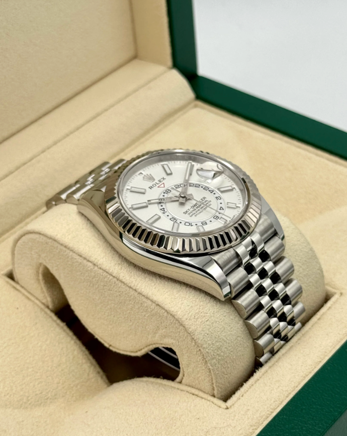 Sky-Dweller Assembled 42mm 336934 Stainless Steel Jubilee White Dial