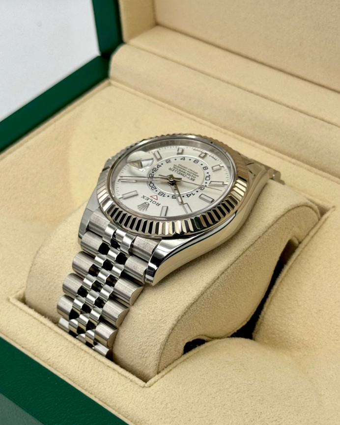Sky-Dweller Assembled 42mm 336934 Stainless Steel Jubilee White Dial
