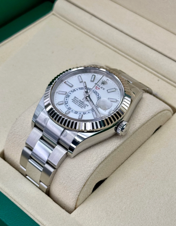Sky-Dweller Assembled 42mm 326934 Stainless Steel Oyster White Dial