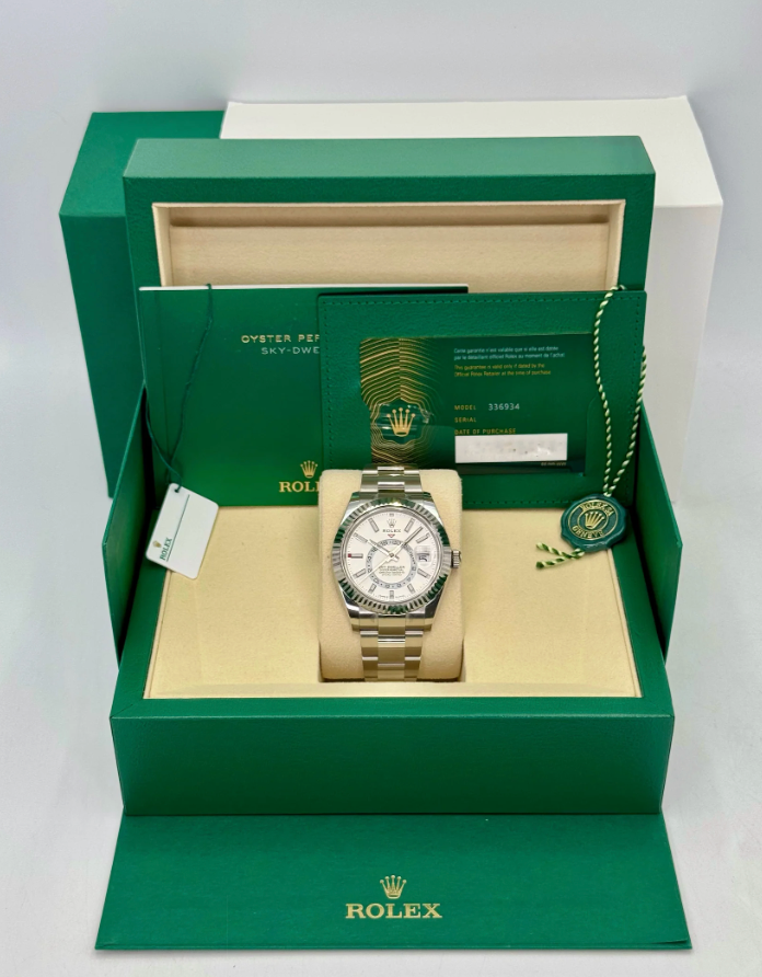 Sky-Dweller Assembled 42mm 326934 Stainless Steel Oyster White Dial