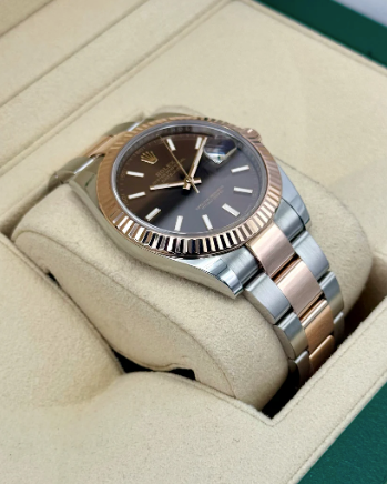 Datejust Assembled (100) 41mm 126331 Two-Tone Rose Gold Chocolate Dial