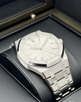 AP Assembled 90% Royal Oak 41mm White Dial