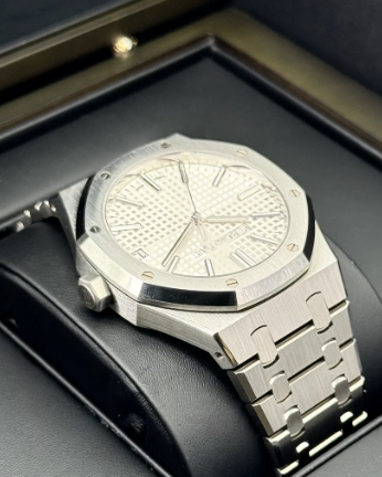 AP Assembled 90% Royal Oak 41mm White Dial