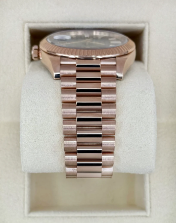 Day-Date Assembled 40mm 228235 Rose Gold-plated Eisenkiesal Baguette Dial